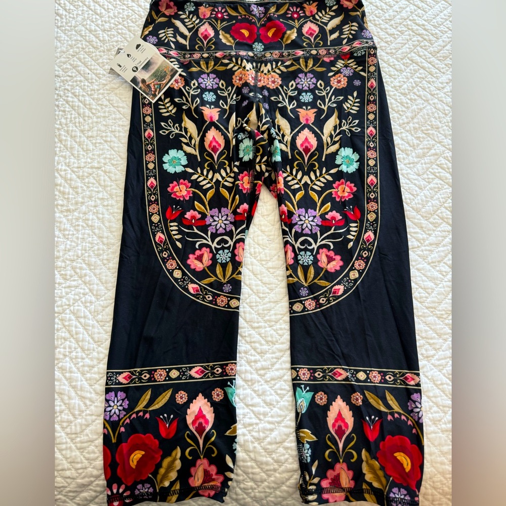 Yoga Democracy Leggings